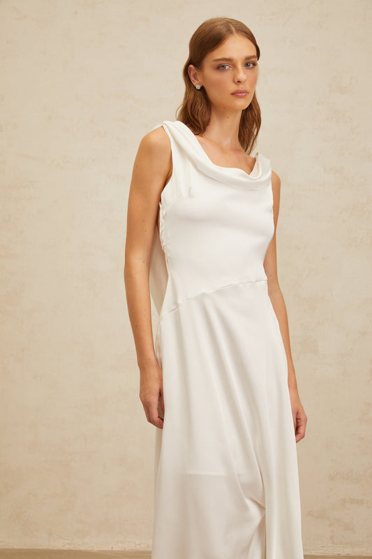 Éliane White Open-Back Satin Maxi Dress