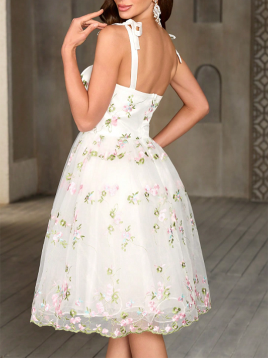 Women's Embroidered Suspender Waist A-line Midi Dress MDA1810F4Y