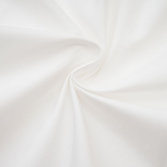 Solène white pointed-collar shirt